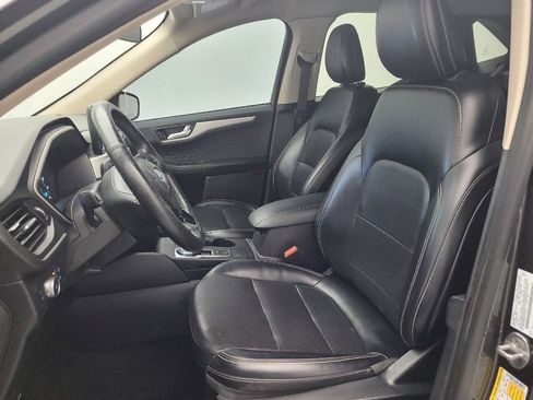 Used 2020 Ford Escape SEL image 17