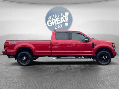 Used 2020 Ford F350 Lariat image 2