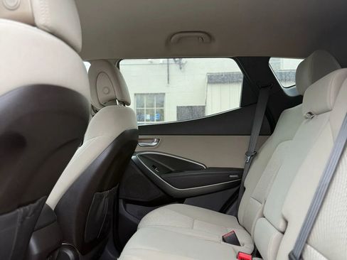 Used 2017 Hyundai Santa Fe Sport image 30