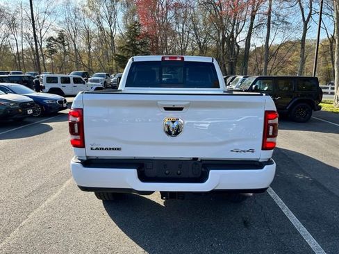 Used 2024 RAM 2500 Laramie AWD/4WD image 9