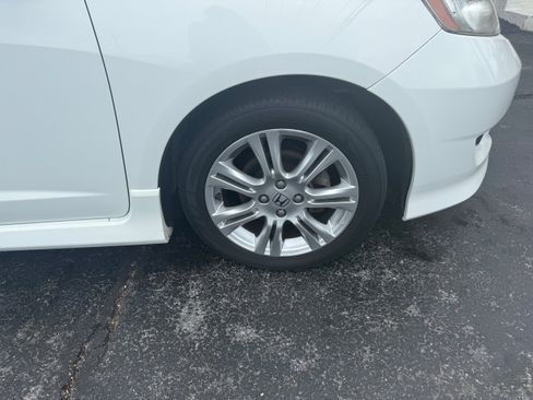 Used 2010 Honda Fit Sport image 13