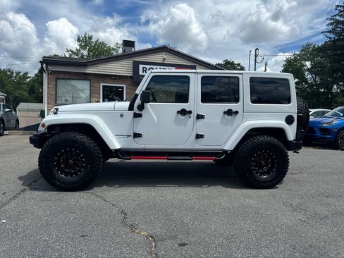 Used 2018 Jeep Wrangler Unlimited Sport AWD/4WD image 14