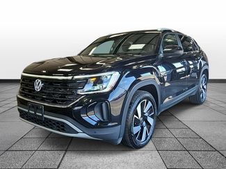 Used 2024 Volkswagen Atlas Cross Sport SE video 1