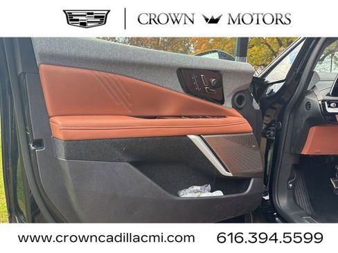 New 2026 Cadillac Optiq Sport 2 image 10