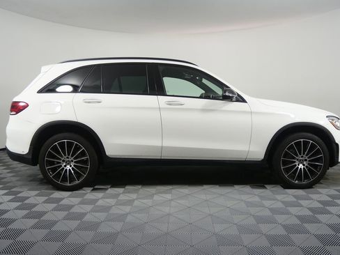 Used 2021 Mercedes-Benz GLC 300 image 2