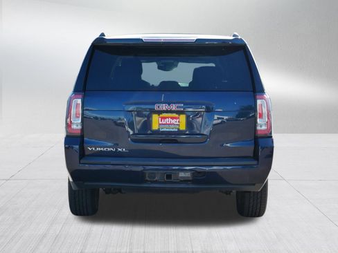 Used 2019 GMC Yukon XL SLT w/ Open Road Package AWD/4WD image 6