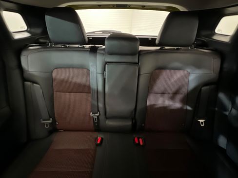 New 2026 Nissan Kicks SR FWD image 25