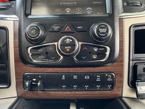 Used 2016 RAM 2500 Laramie w/ Convenience Group AWD/4WD image 35