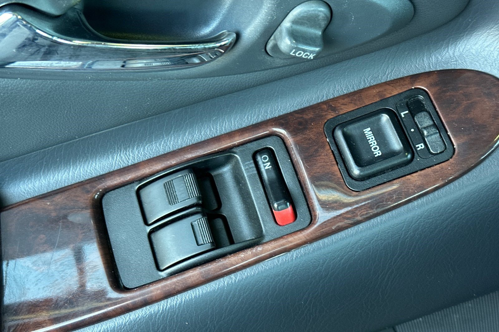 Used 2000 Honda Accord EX image 13