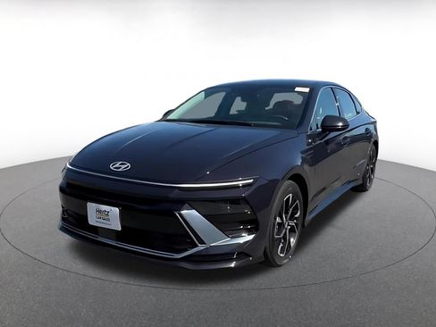 Used 2025 Hyundai Sonata SEL FWD image 7