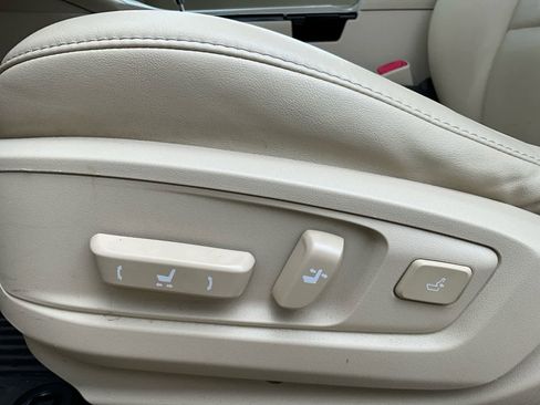 Used 2014 Lexus ES 350 image 24