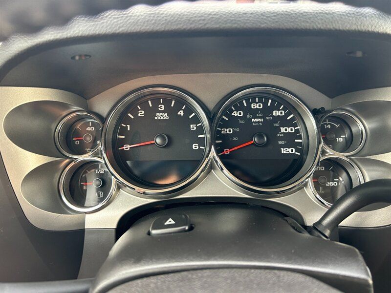 Used 2011 Chevrolet Silverado 1500 LT RWD image 11
