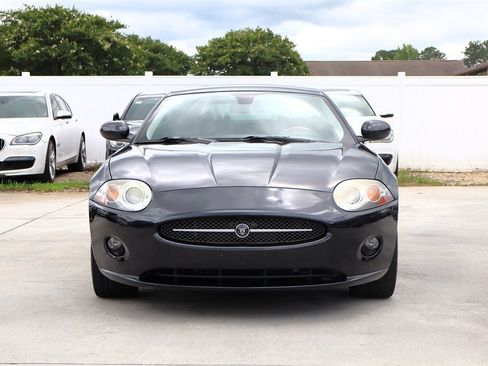 Used 2007 Jaguar XK Coupe RWD image 2