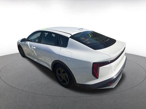 Used 2025 Kia K4 LXS image 5
