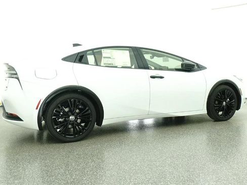 New 2026 Toyota Prius Plug-In Hybrid image 39