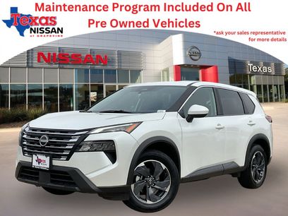 Used 2025 Nissan Rogue SV