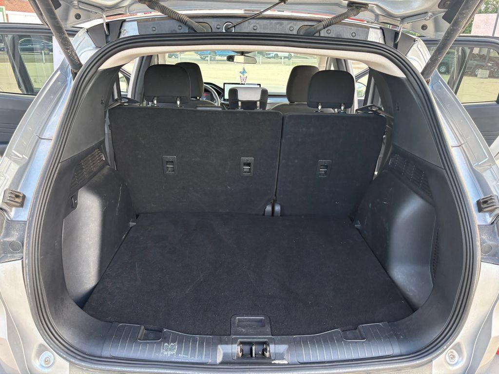 Used 2024 Ford Escape Active w/ Tech Pack #1 AWD/4WD image 12