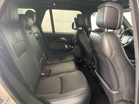 Used 2019 Land Rover Range Rover HSE image 40