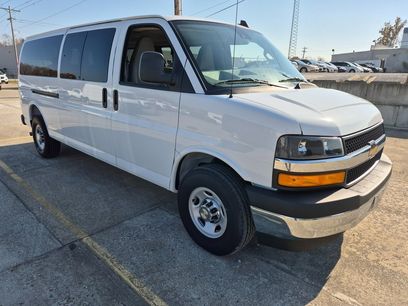 New 2025 Chevrolet Express 3500 LT w/ LT Preferred Equipment Group