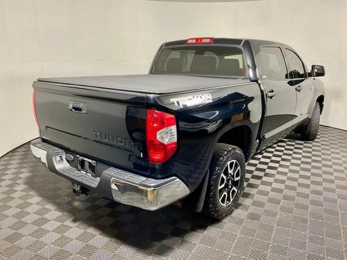 Used 2015 Toyota Tundra SR5 w/ TRD Off Road Package AWD/4WD image 16