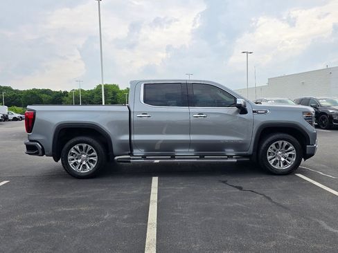 Used 2023 GMC Sierra 1500 Denali AWD/4WD image 7