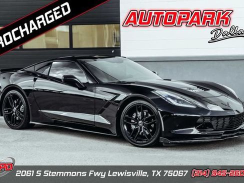 Used 2016 Chevrolet Corvette Stingray Coupe RWD image 1