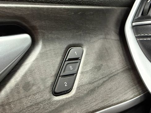 Used 2024 Jeep Grand Cherokee Limited AWD/4WD image 29