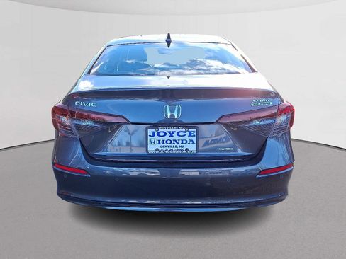 Certified 2025 Honda Civic Sport image 9
