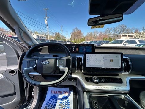Certified 2025 Ford Expedition Max Platinum AWD/4WD image 26