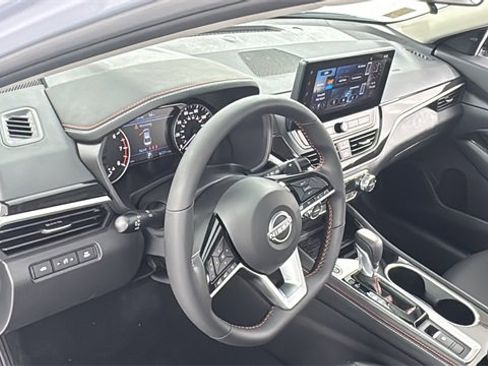New 2025 Nissan Altima 2.5 SR w/ SR Premium Package image 33