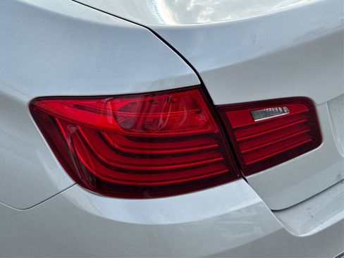 Used 2016 BMW 535i Sedan image 17