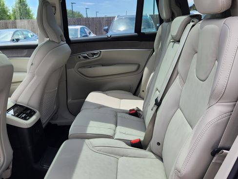 New 2026 Volvo XC90 T8 Ultra w/ Protection Package image 9