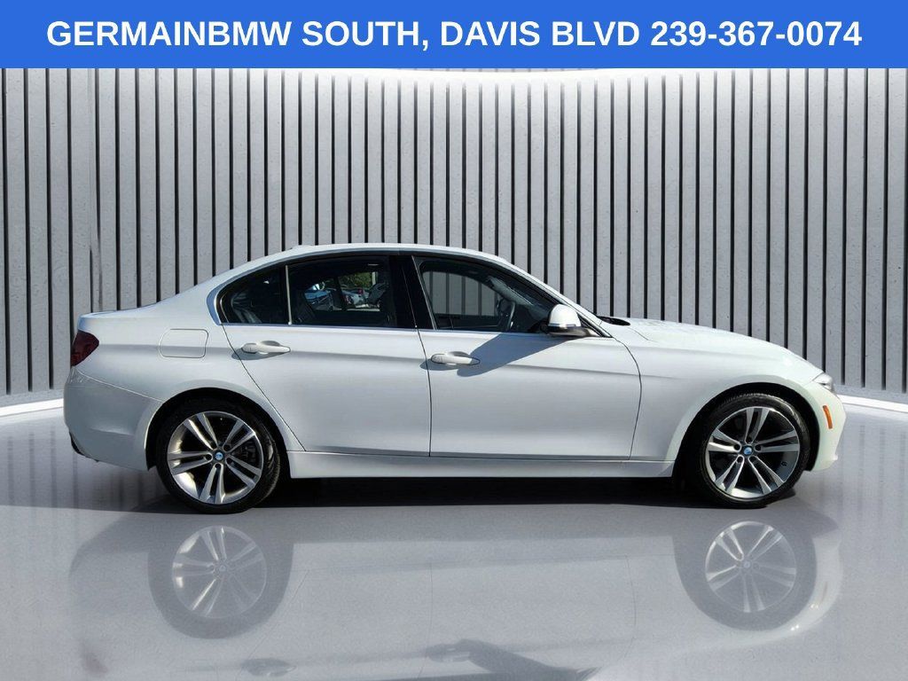 Used 2017 BMW 330i xDrive Sedan AWD/4WD image 4
