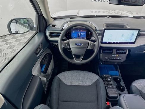 New 2026 Ford Maverick XLT image 25