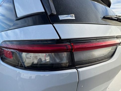 Used 2025 Jeep Grand Cherokee Altitude image 32