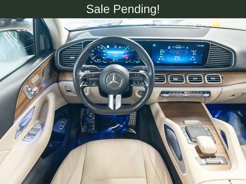 Used 2024 Mercedes-Benz GLS 450 4MATIC image 13