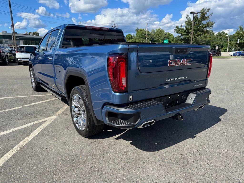 Used 2025 GMC Sierra 1500 Denali w/ Denali Reserve Package AWD/4WD image 4