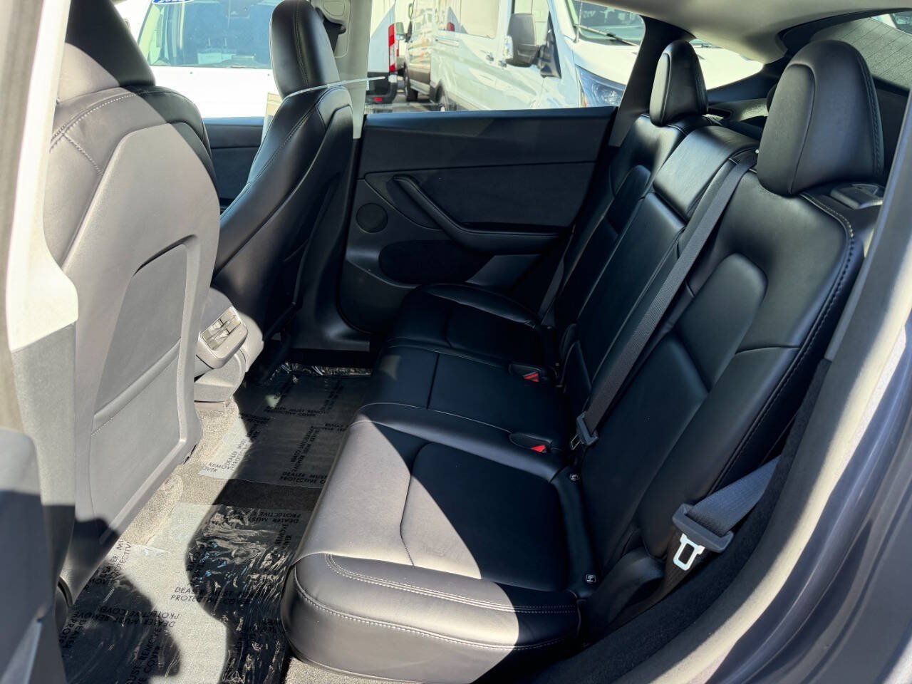 Used 2023 Tesla Model Y Long Range AWD/4WD image 23
