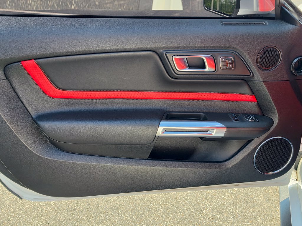 Used 2019 Ford Mustang GT Premium w/ Equipment Group 401A RWD image 12