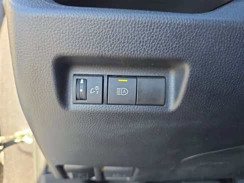 Used 2024 Toyota RAV4 XLE image 20