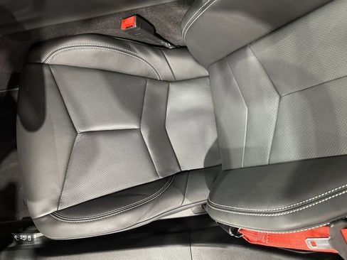 Used 2025 Chevrolet Corvette Z06 image 19