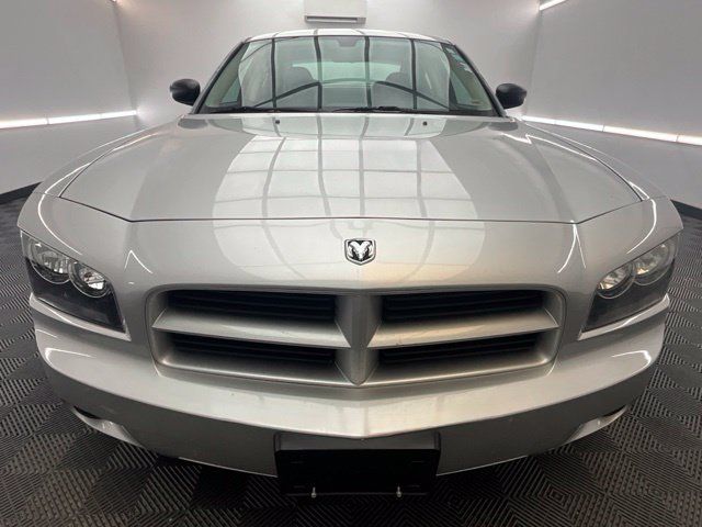 Used 2009 Dodge Charger SE RWD image 2