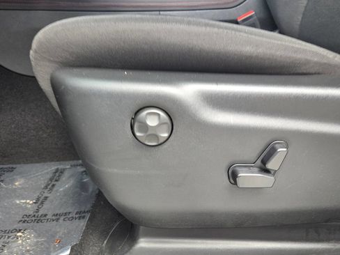 Used 2025 Dodge Durango GT RWD image 10