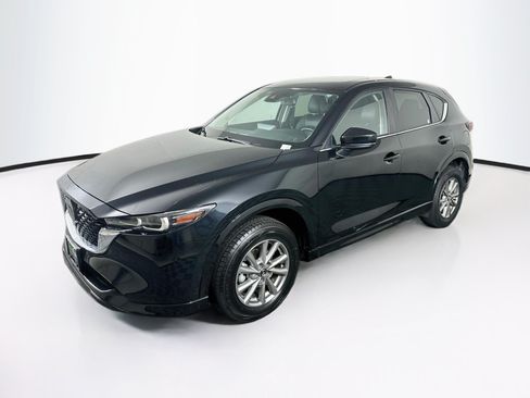 Used 2025 MAZDA CX-5 AWD 2.5 S w/ Preferred Package image 2