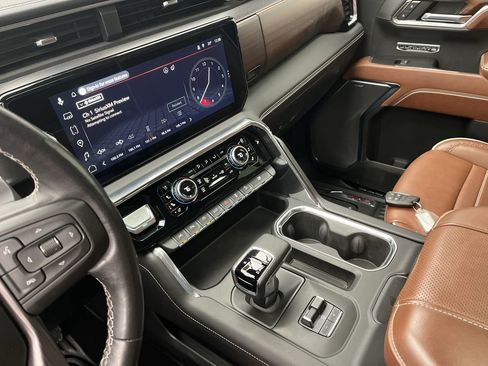 Certified 2024 GMC Sierra 1500 Denali Ultimate image 19