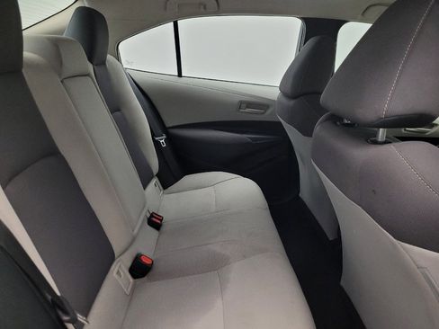 Used 2022 Toyota Corolla LE FWD image 19