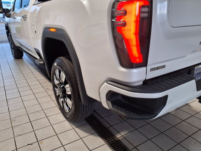 Used 2024 GMC Sierra 2500 Denali w/ Denali Reserve Package AWD/4WD image 24