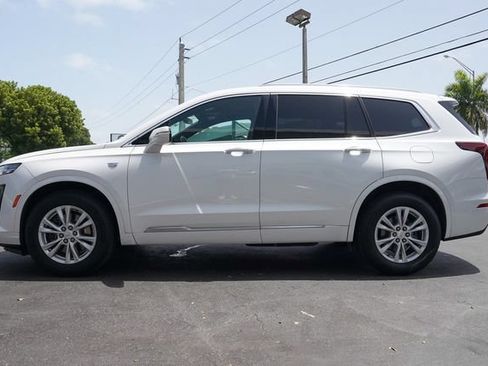 Used 2023 Cadillac XT6 Luxury FWD image 4