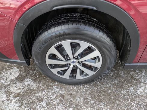 Used 2022 Subaru Outback Premium image 22