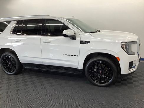 Used 2023 GMC Yukon SLE AWD/4WD image 32